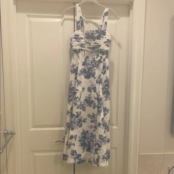 Abercrombie & Fitch | Dresses | Floral Blue And White Dress | Poshmark